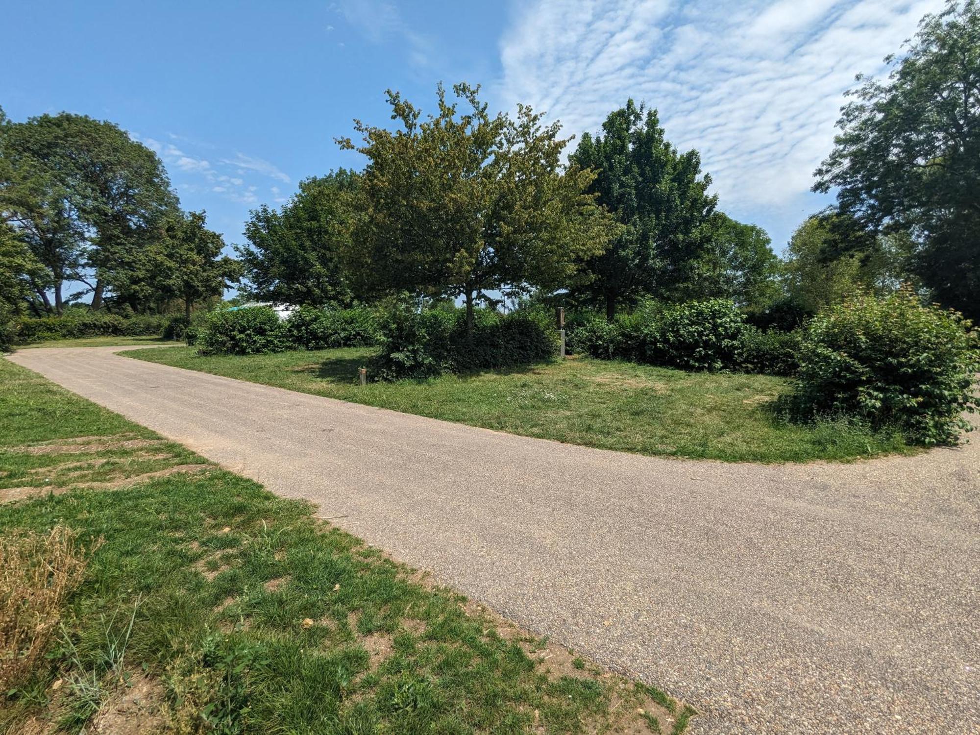 Camping Onlycamp La Confluence Savonnières 外观 照片