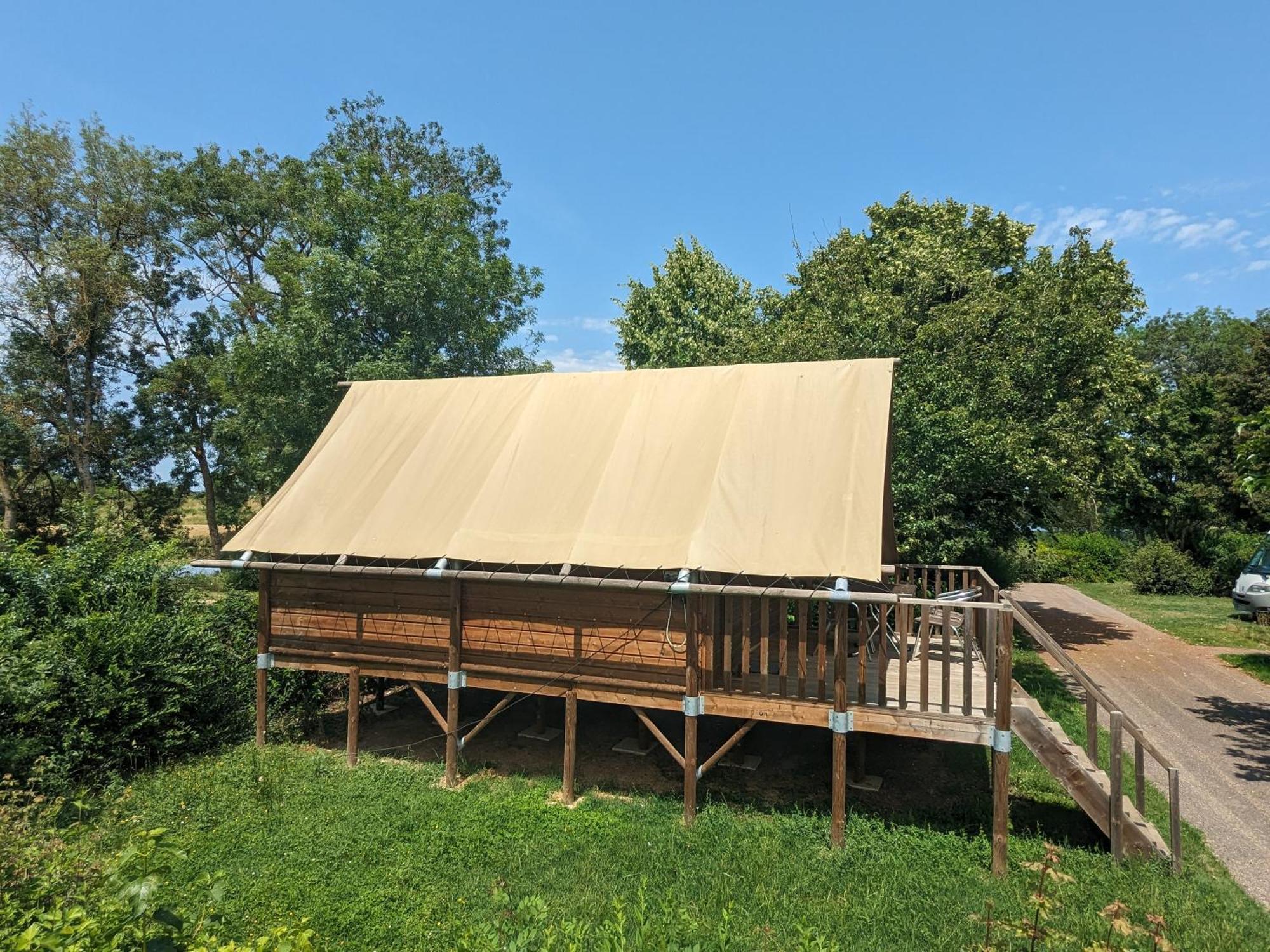 Camping Onlycamp La Confluence Savonnières 外观 照片