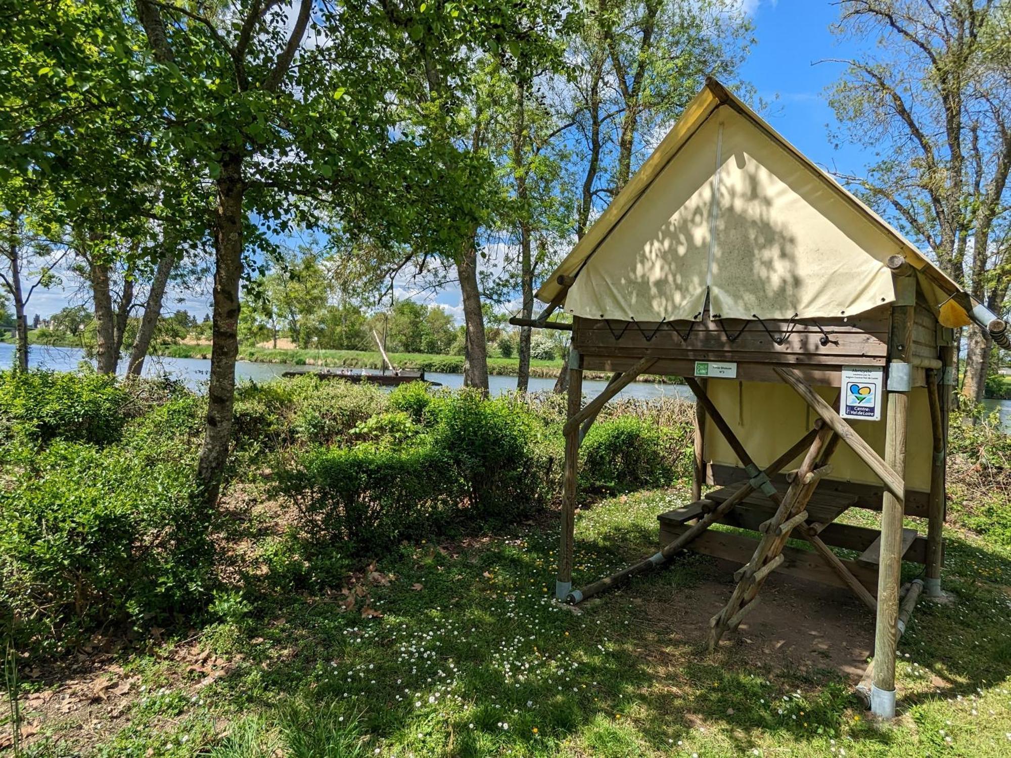 Camping Onlycamp La Confluence Savonnières 外观 照片